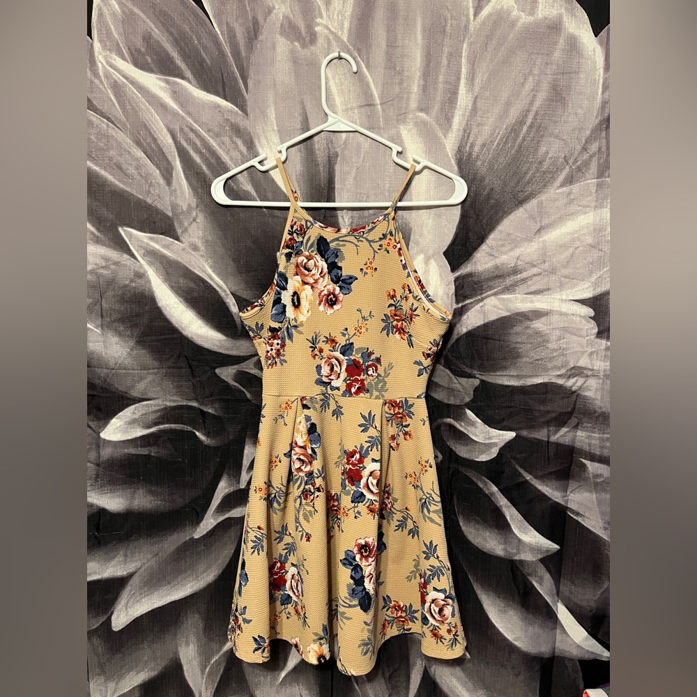 Floral Print Dress 🪷